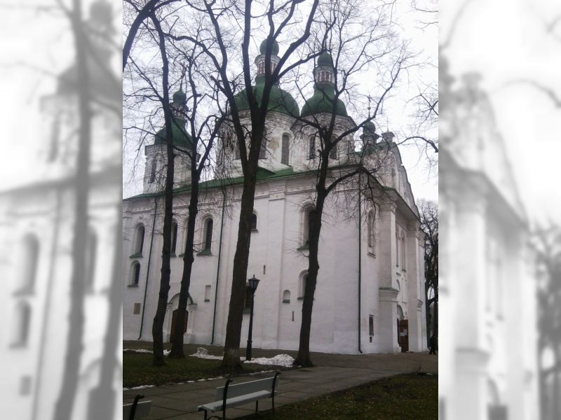 Кирилловская церковь снаружи